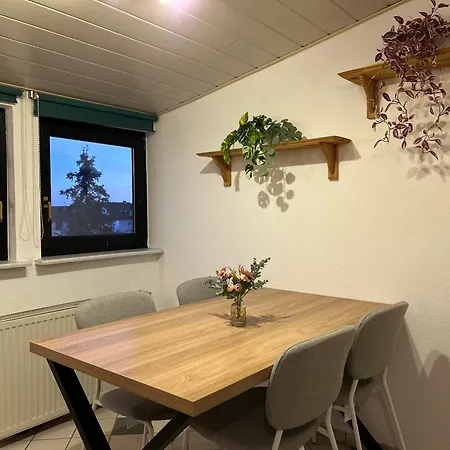 Naehe Frankfurt, Hanau Apartament